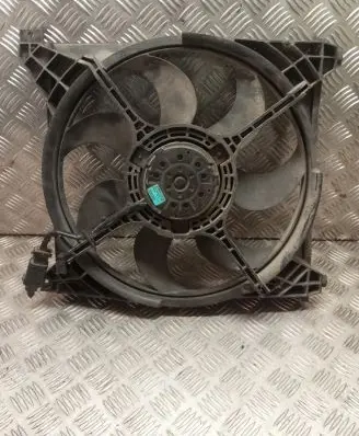 Hyundai Trajet Electric radiator cooling fan 4569631