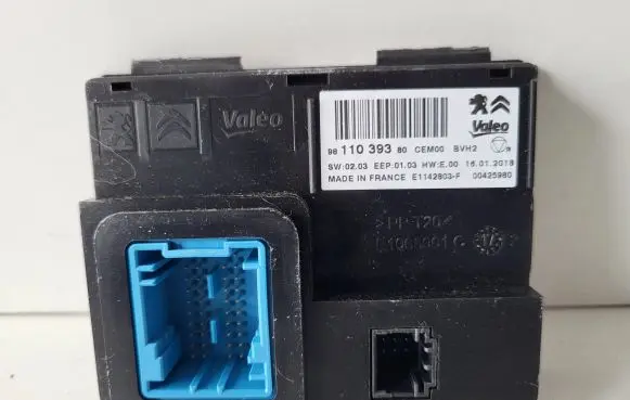 Opel Crossland X Other control units/modules 9811039380