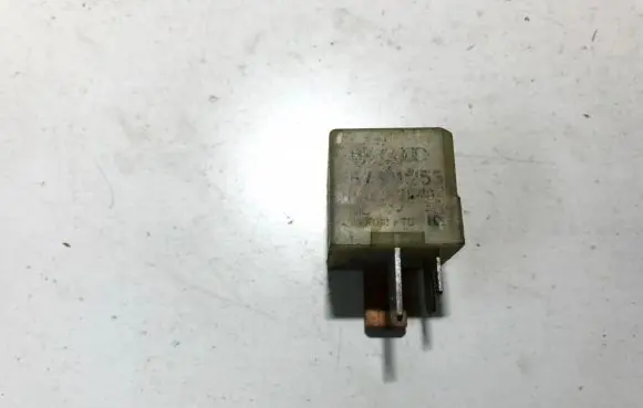 Volkswagen Golf IV Other relay 357911253