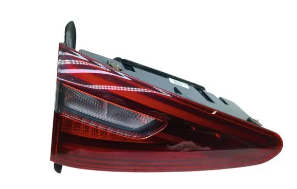 Tailgate rear/tail lights
