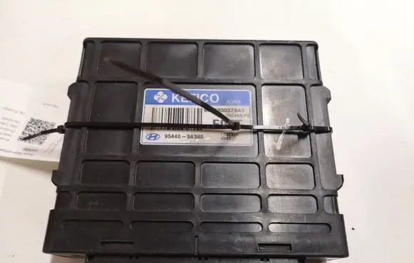 Hyundai Santa Fe Gearbox control unit/module 9090930376A1 THC459F2 F07T
