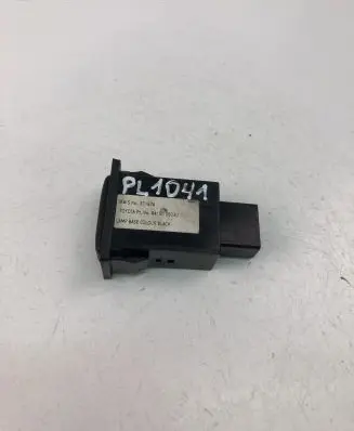 Toyota Avensis T250 Light switch 8415005030