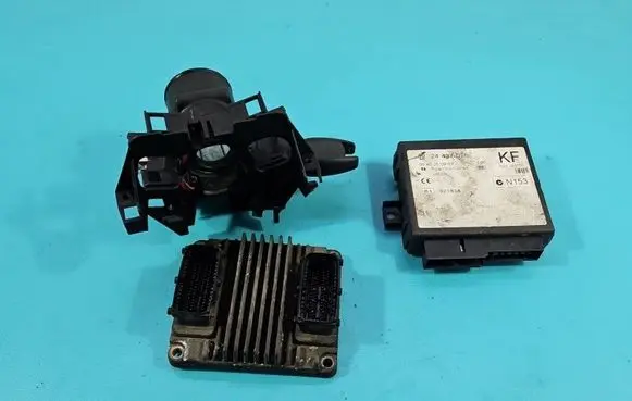 Opel Astra G Engine control unit/module ECU 12212819 IMPRK1544474