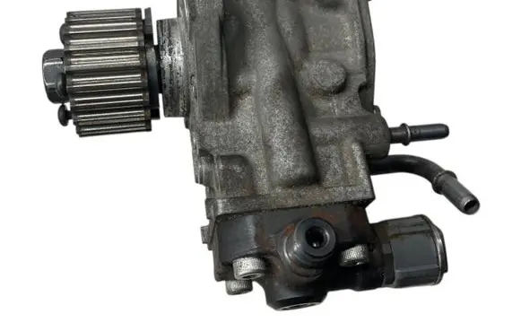 Volvo V40 Fuel injection high pressure pump 31432135 HP5S0060