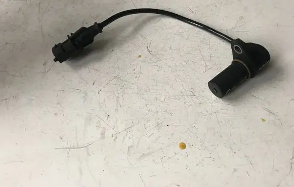 Opel Astra H Crankshaft position sensor 0281002486 0281002