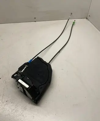 Toyota Auris E180 Rear door lock A084219