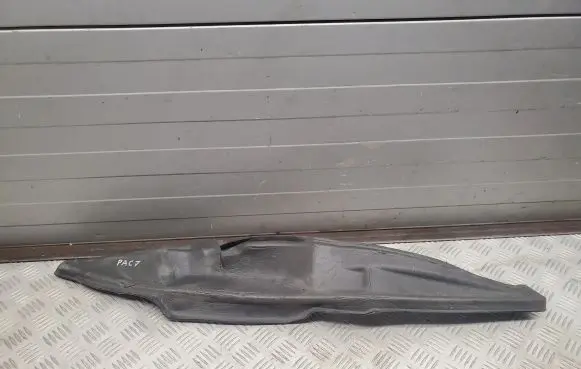 Chrysler Pacifica Fender foam support/seal 68225662A