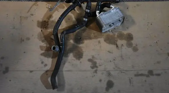 Porsche 718 Cayman 982 982c Gearbox oil cooler pipe/hose 