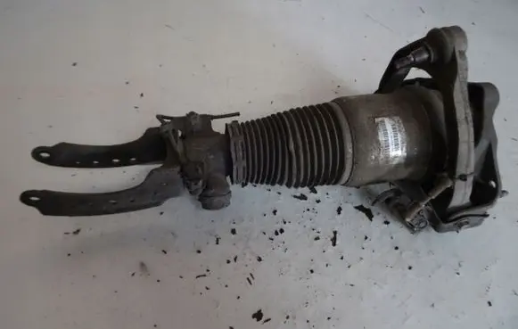 Audi Q7 4L Front shock absorber/damper 7L8616039B