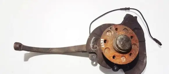 Mercedes-Benz S W220 Front wheel hub