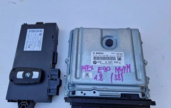 BMW 3 E90 E91 Engine ECU kit and lock set 8507202 0281016496