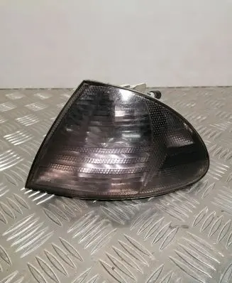BMW 3 E46 Front indicator light 1315106140