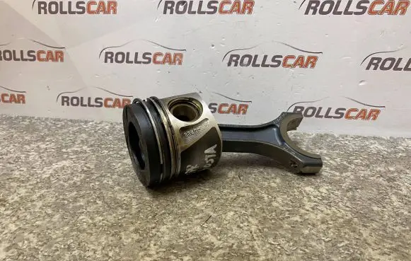 Mercedes-Benz Sprinter W906 Piston with connecting rod 65100 651957