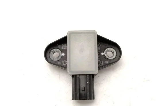 Volkswagen PASSAT B7 Airbag deployment crash/impact sensor 5N0959354C 181270179K 26120303