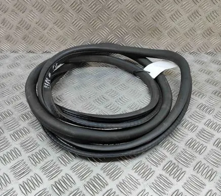 BMW 7 F01 F02 F03 F04 Rubber seal front coupe door 7178039
