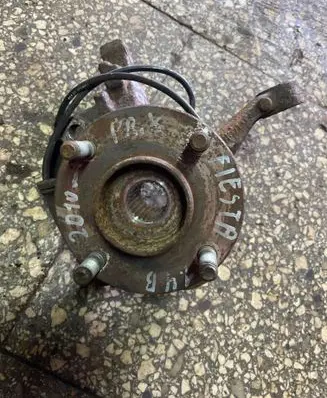 Ford Fiesta Front wheel hub
