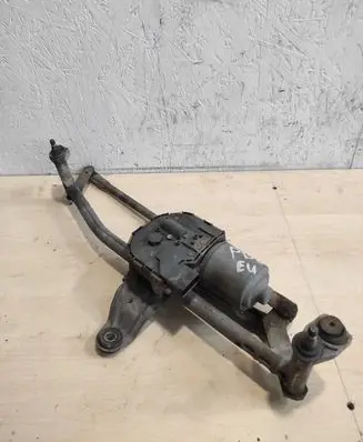 Volkswagen PASSAT B6 Front wiper linkage 