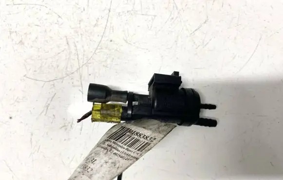 Mercedes-Benz C AMG W204 Turbo solenoid valve 0025401497 R9144Z142A
