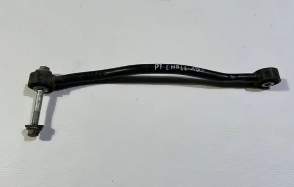 Dodge Challenger Rear control arm 32588021