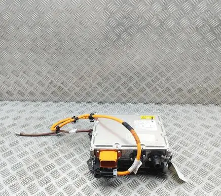 Mercedes-Benz E W213 Voltage converter inverter A0009006420 A0009017210