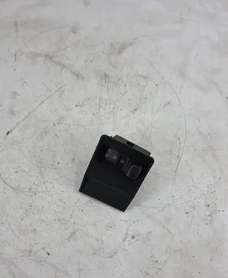 BMW 5 E34 Fog light switch 8351239 549337011