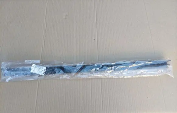 Skoda Fabia Mk3 (NJ) Rubber seal front door window/glass 6V0837480B