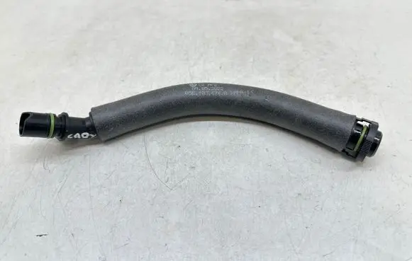Volkswagen Caddy Breather hose/pipe 05E103474A