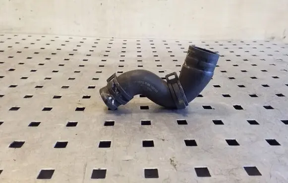 Skoda Yeti (5L) Engine coolant pipe/hose 03L121157Q