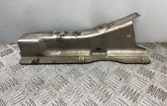 BMW 5 GT F07 Heat shield in engine bay 7185203 51487185203