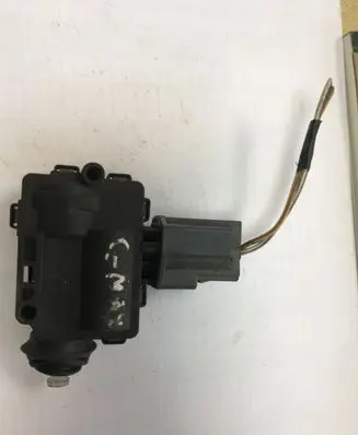 Fuel tank cap lock motor