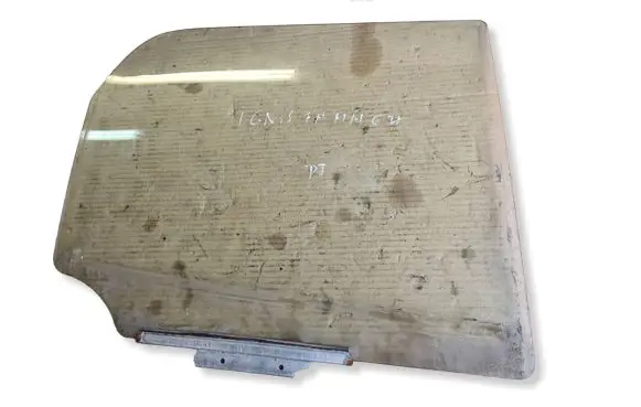 Suzuki Ignis Rear door window glass 8454186G00 8454175G00
