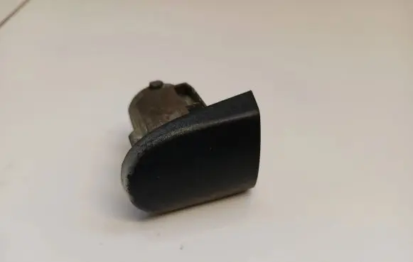 Volkswagen PASSAT B5 Rear door handle cover 3b4839879