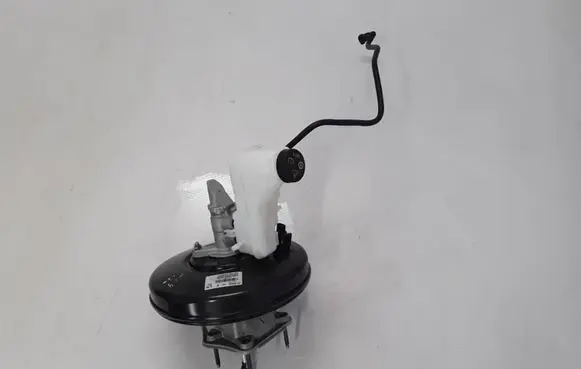 Renault Megane IV Brake booster 472104789R