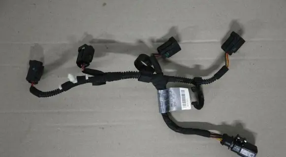 Audi A3 S3 8V Fuel injector wires 06L971627A TAB026037BA