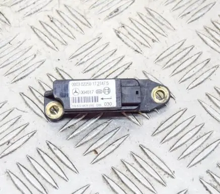 Mercedes-Benz SL R230 Airbag deployment crash/impact sensor A2208204426 2208204426