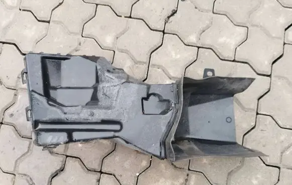 Citroen Berlingo Intercooler air guide/duct channel 9816871780