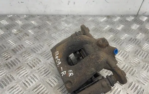 BMW 1 E81 E87 Front brake caliper