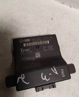 Audi A3 S3 A3 Sportback 8P Gateway control module 1K0907530D 1K0907951