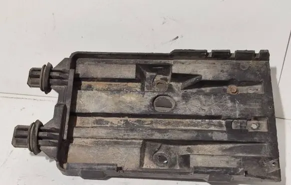 Volvo 850 Battery tray 9133441