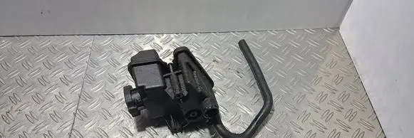 Mercedes-Benz R W251 Power steering fluid tank/reservoir A0004602583