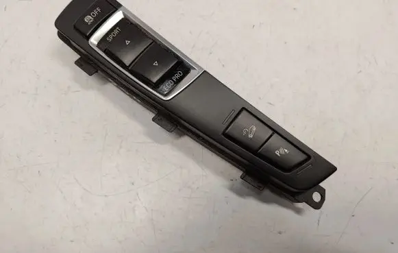 BMW X3 F25 Central console control unit 9240295 61319240295