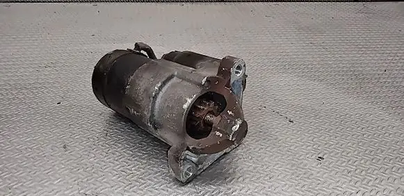 Dacia Logan I Starter motor 8200227092