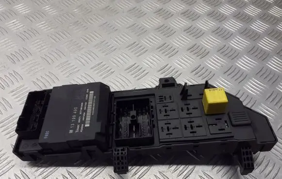 Opel Vectra C Voice control module 13199490