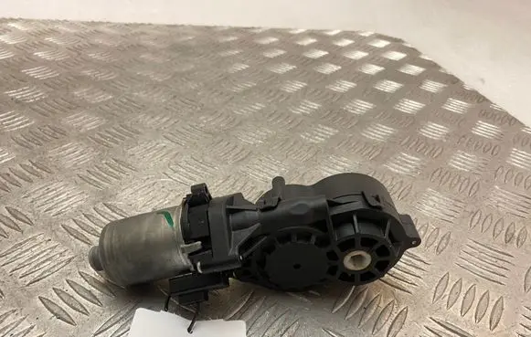 Lexus RX 450H Seat adjustment motor 43944010220