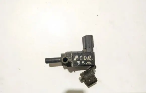 Honda Accord Turbo solenoid valve 1362001620 136200-1620