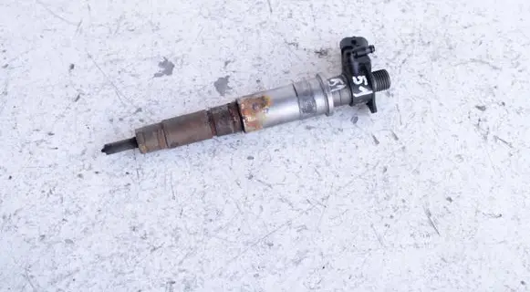 Nissan Qashqai Fuel injector H82828929 954766 0445115084