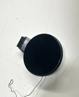 KIA Sorento Fuel tank cap trim 