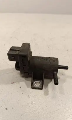 Mercedes-Benz C W205 Turbo solenoid valve