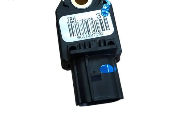 Toyota Auris 150 Airbag deployment crash/impact sensor 8983102100 89831-02100