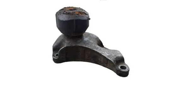 Audi A6 S6 C6 4F Engine mounting bracket 4F0199343M